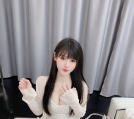 台中高挑性感正妹薇薇安｜166cm｜46kg｜D罩杯｜24歲｜人氣推薦本人資訊